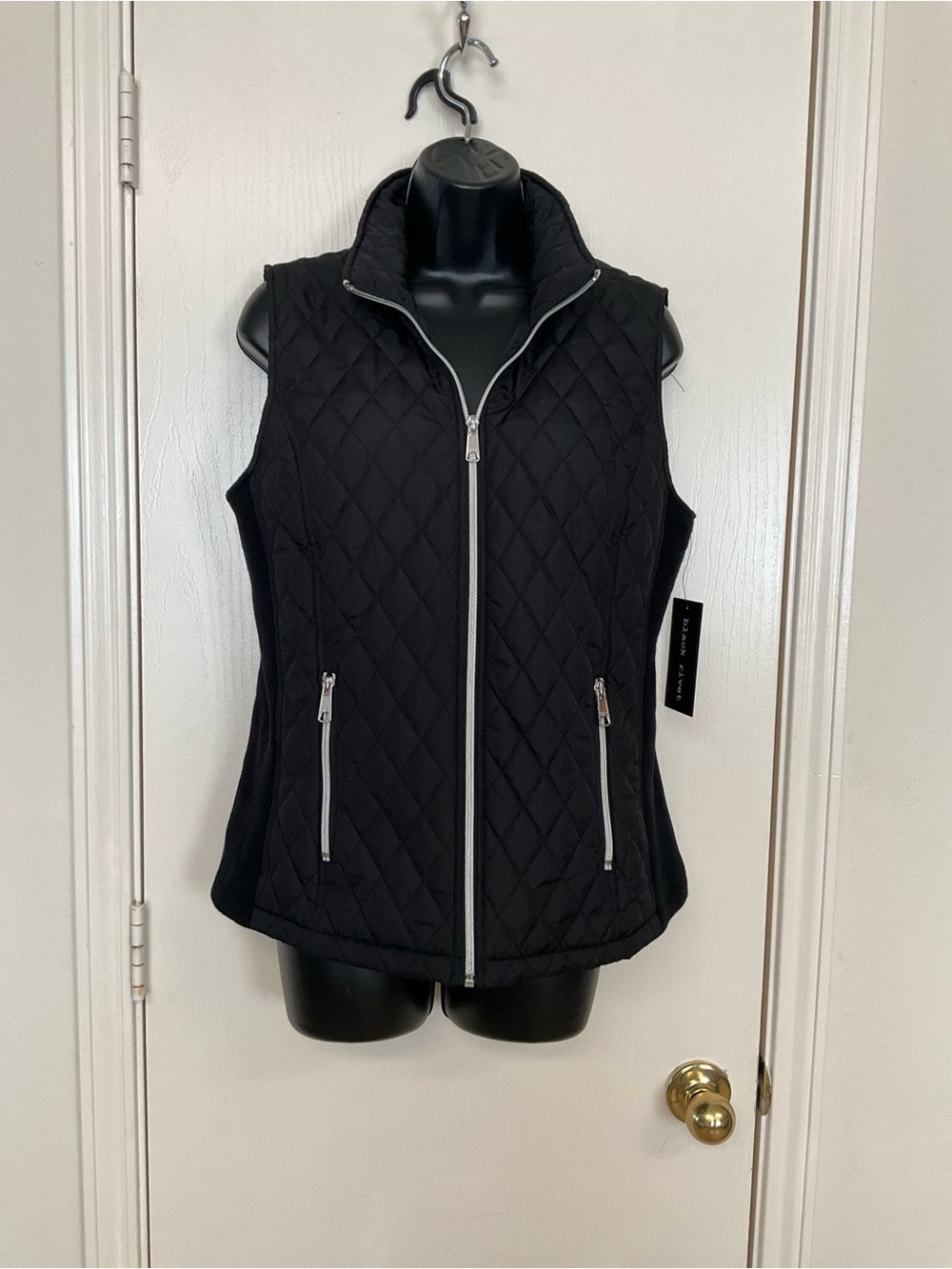 Black Rivet Black Quilted Zip Front Vest with Collar